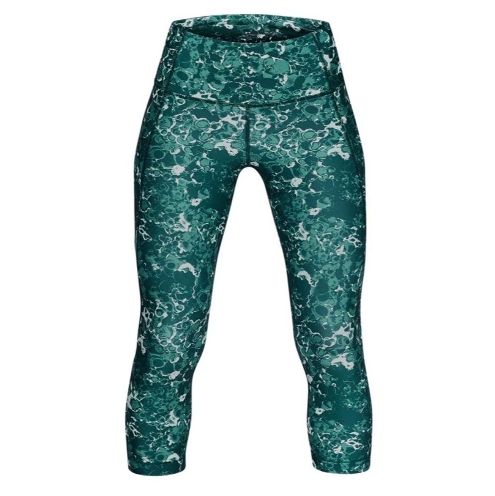 3/$25 Under Armour Heat Gear Capri size S
